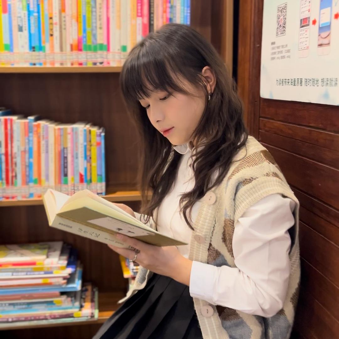 月月亮