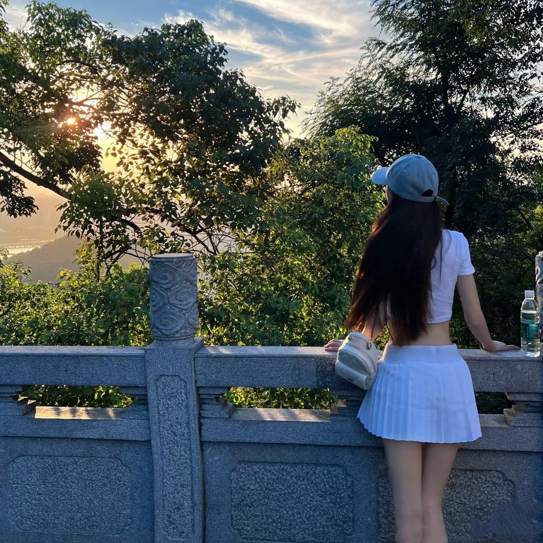 露仙女儿