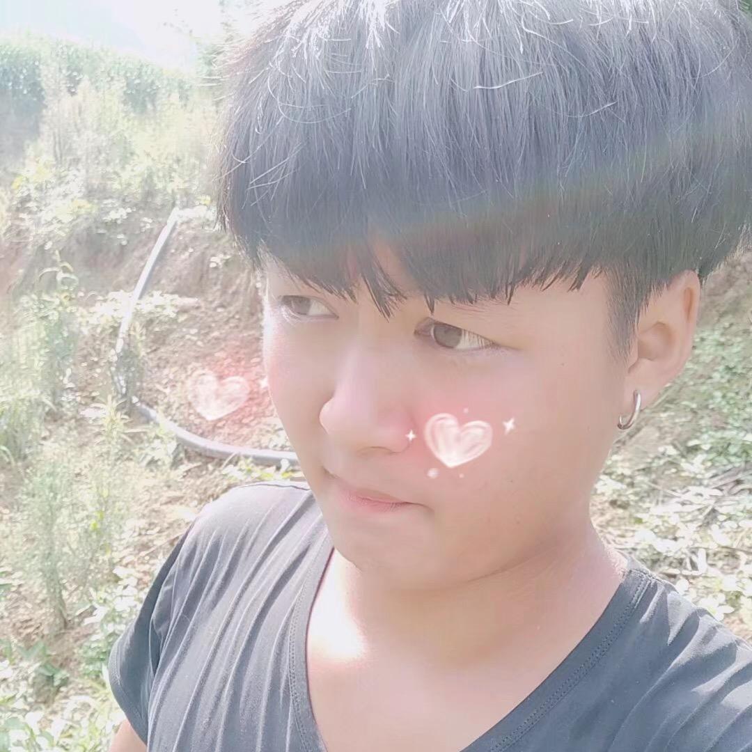 明明劝你别再低调