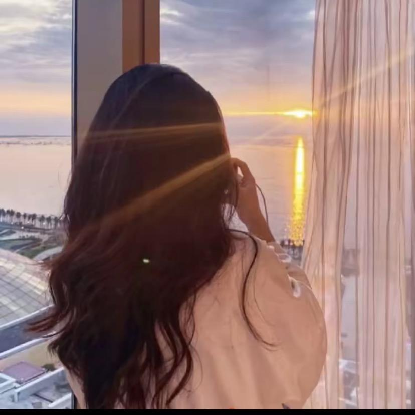 柴碧芸穿搭❤️