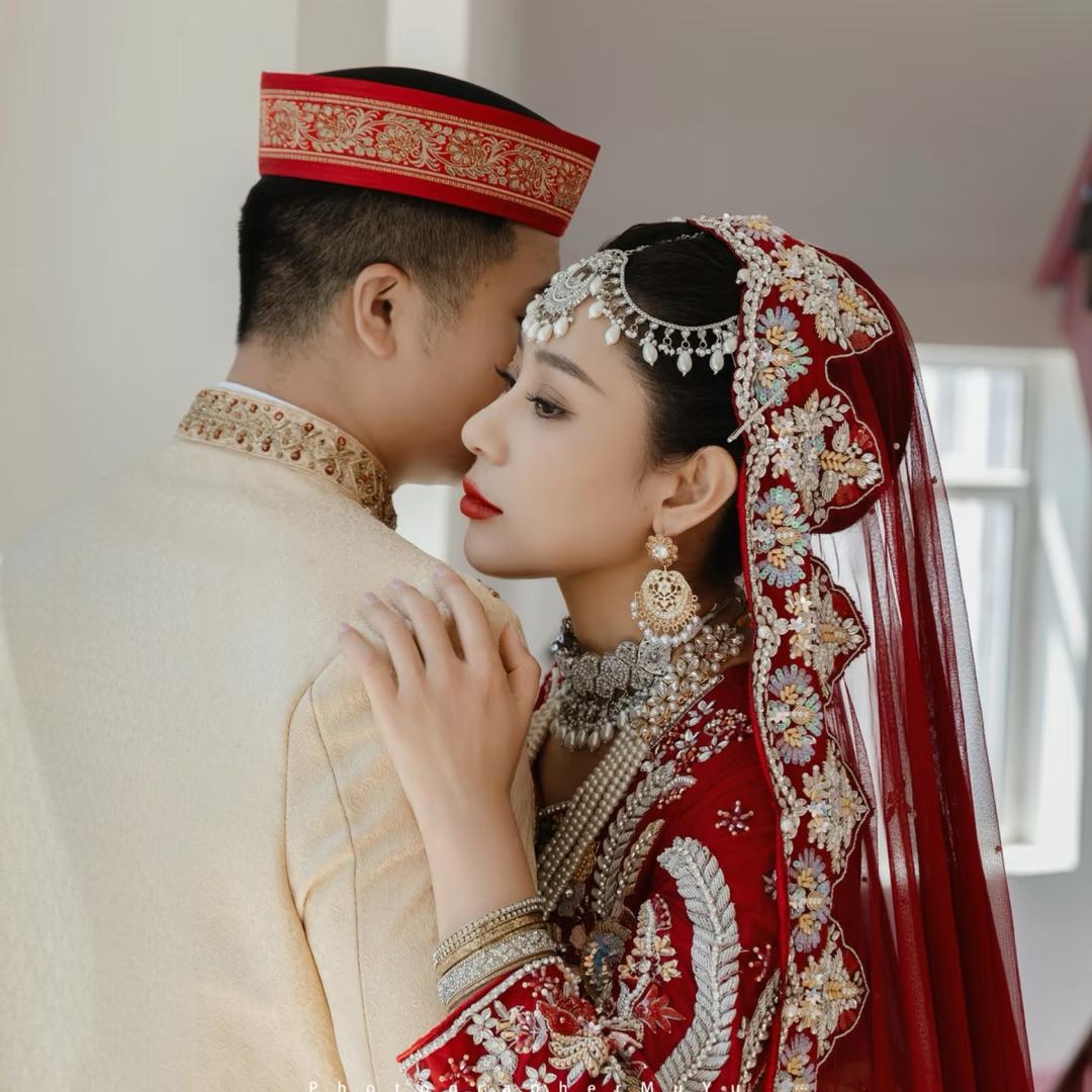 Ayiman阿一曼回族婚纱 支持全国租赁