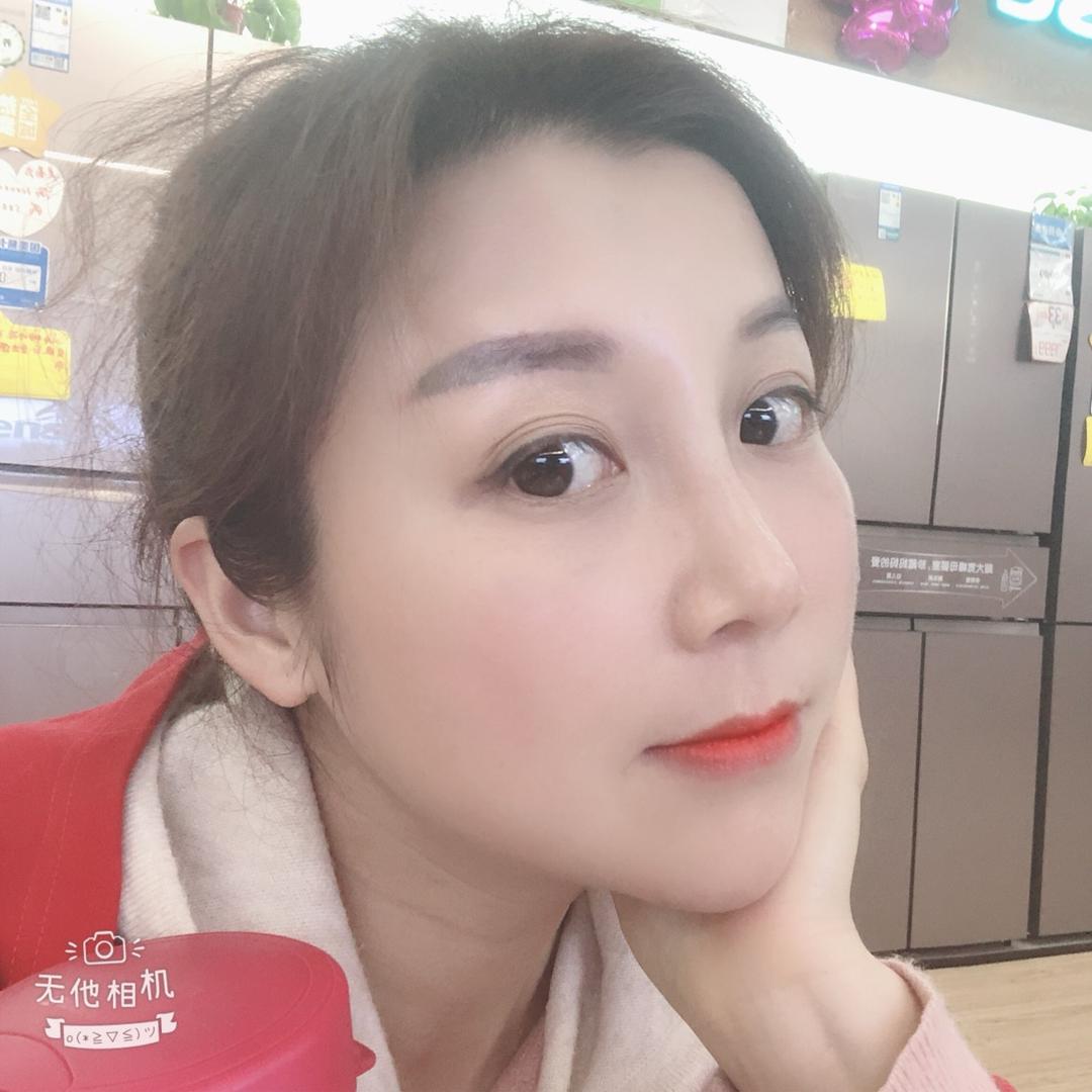 依依小语