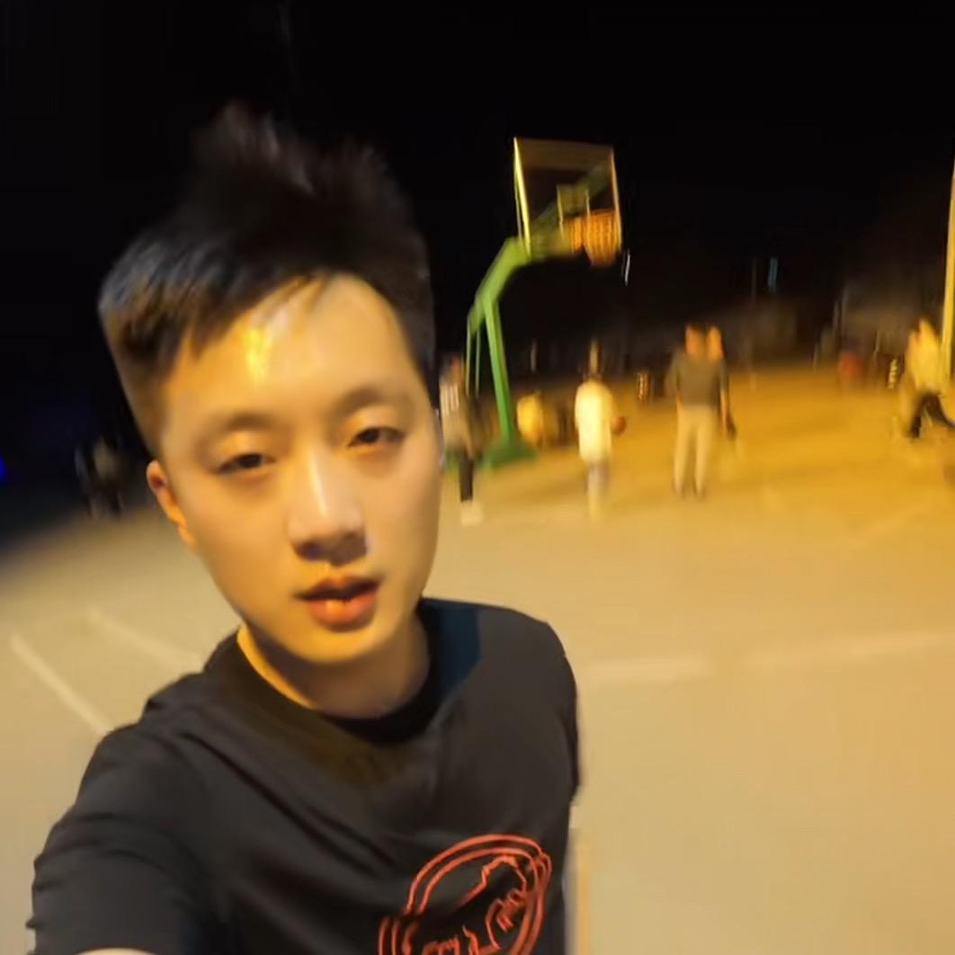 阳阳爱健身
