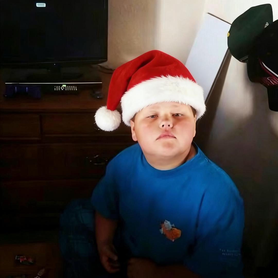 打扮成忧郁男神被骂装货