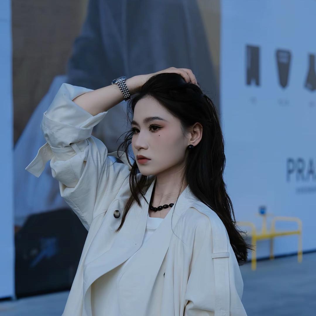吕噜噜luu💕【爆款甄选】