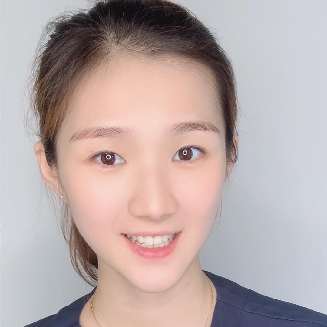 靓女牙姨