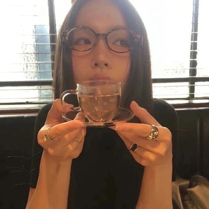 輫鈤
