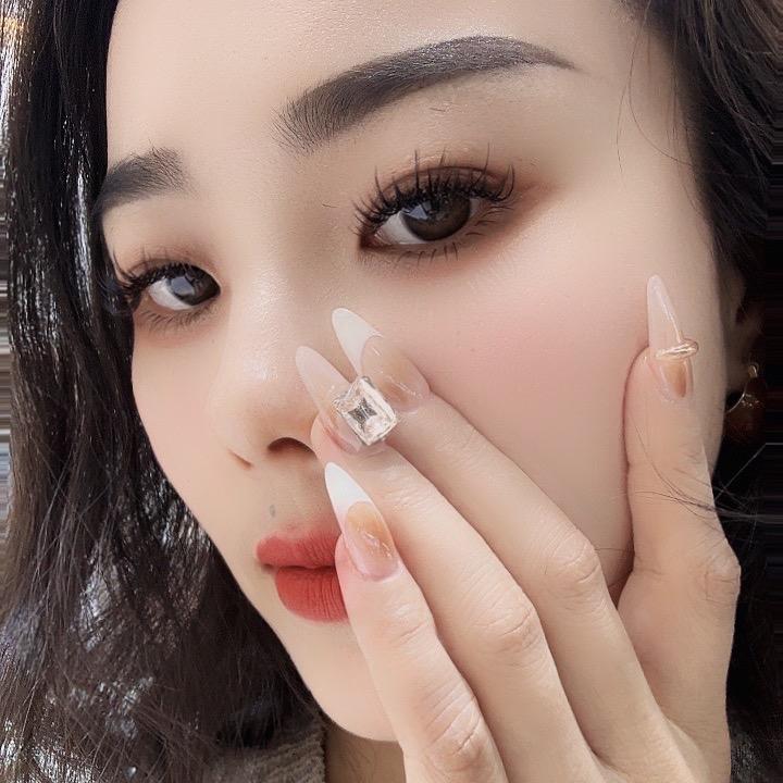 昆明螺蛳湾琴琴女装批发店