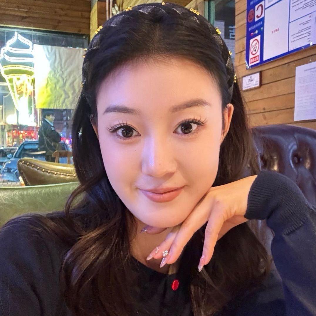 闫贝贝(二胎备孕中)