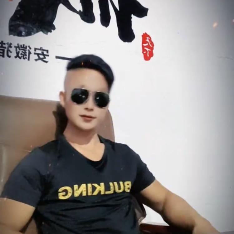 猎马犬舍 李进