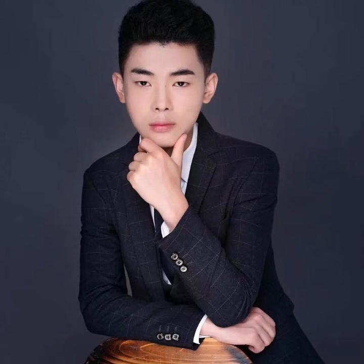 无声鑫鑫（聋哑小哥）@抖音