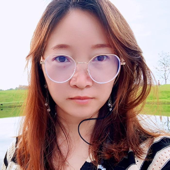 何锦静
