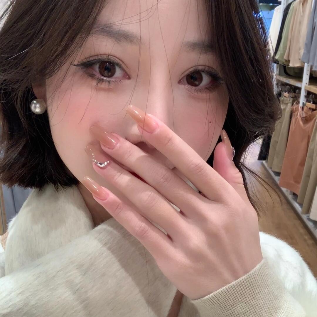 小卢穿戴甲