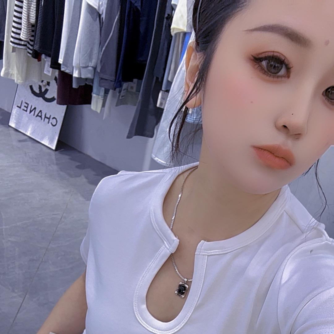 吴大大女装