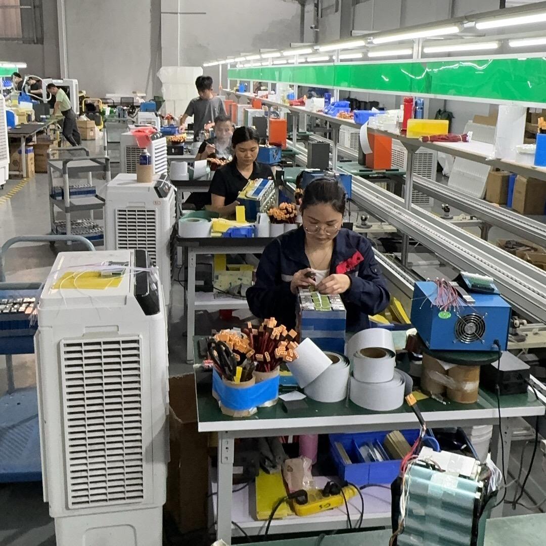 广佛电动车锂电池工厂