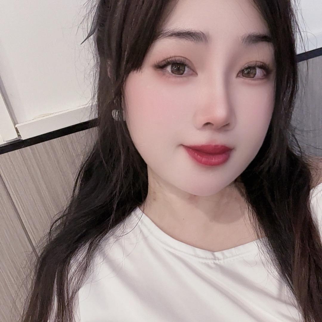 一个开正规推拿店又干快递驿站的小姐姐