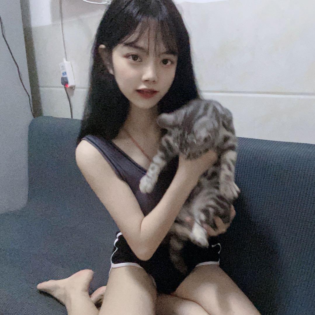 麒麒有点乖