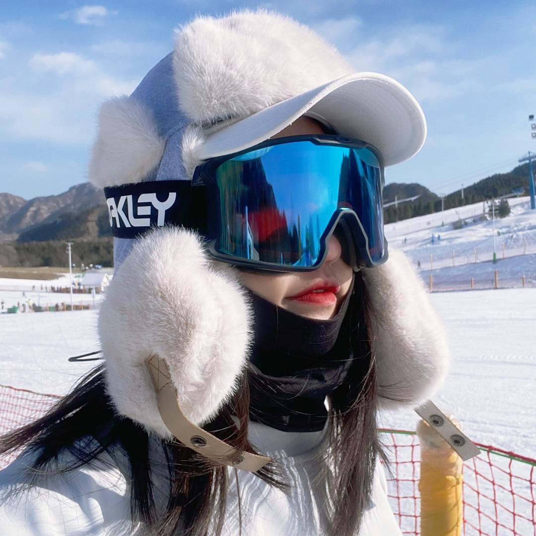 爱滑雪的颜颜(约课版)