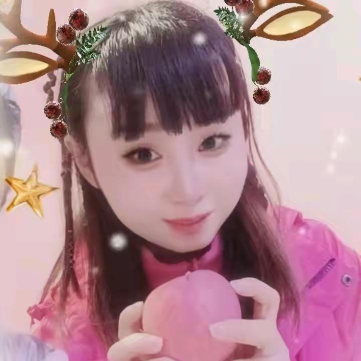 黄 晓 雨