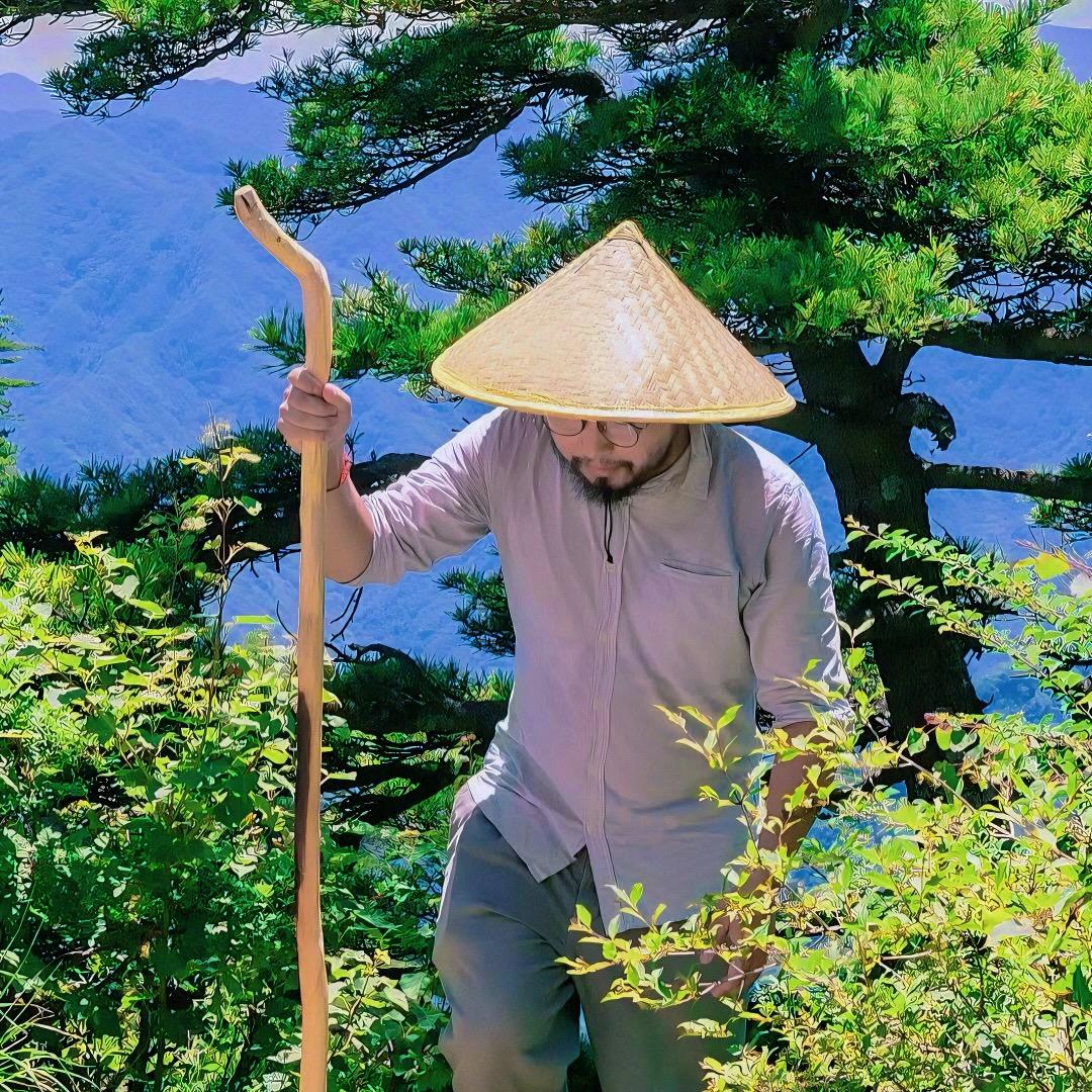 小胡子七弟