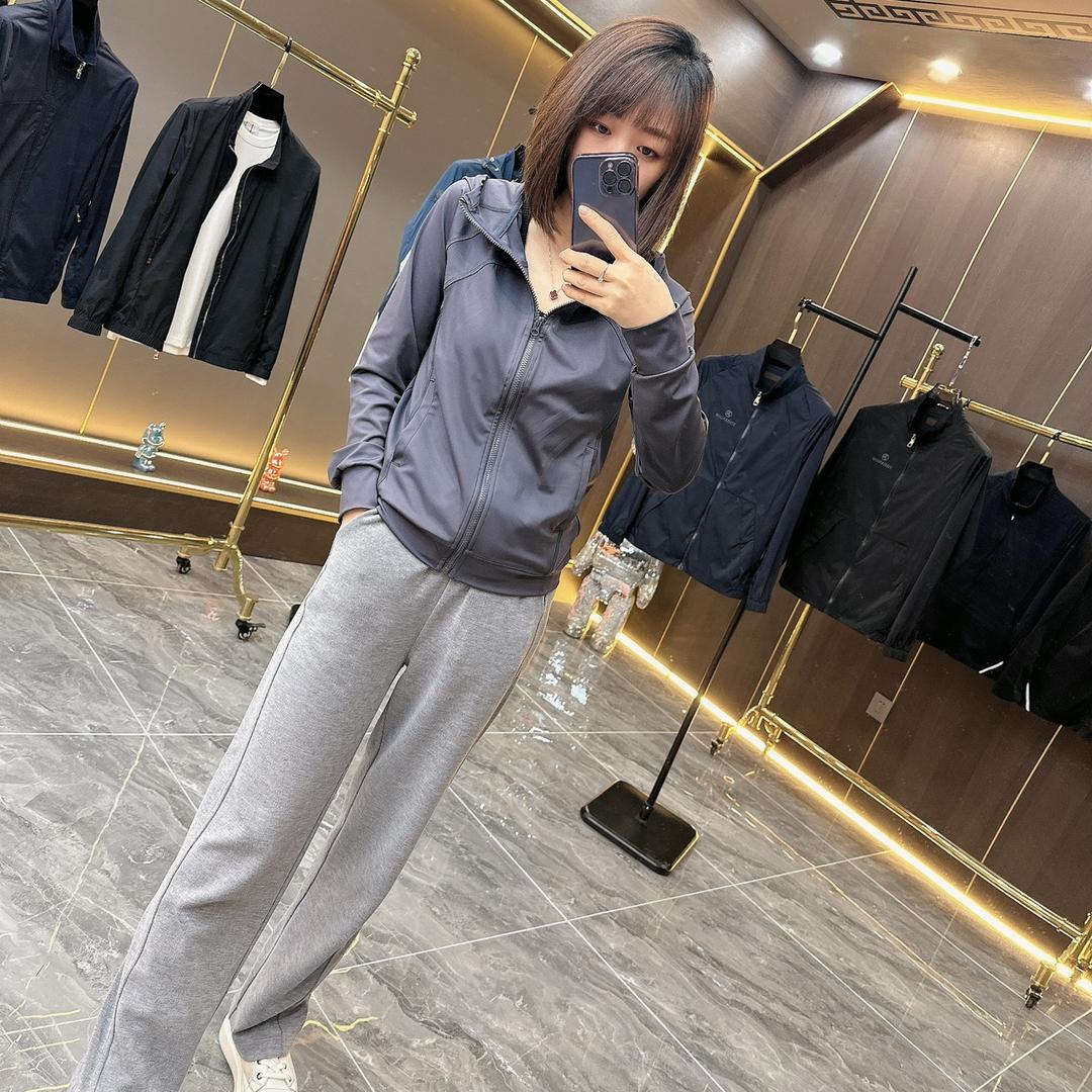 依品男装服饰行