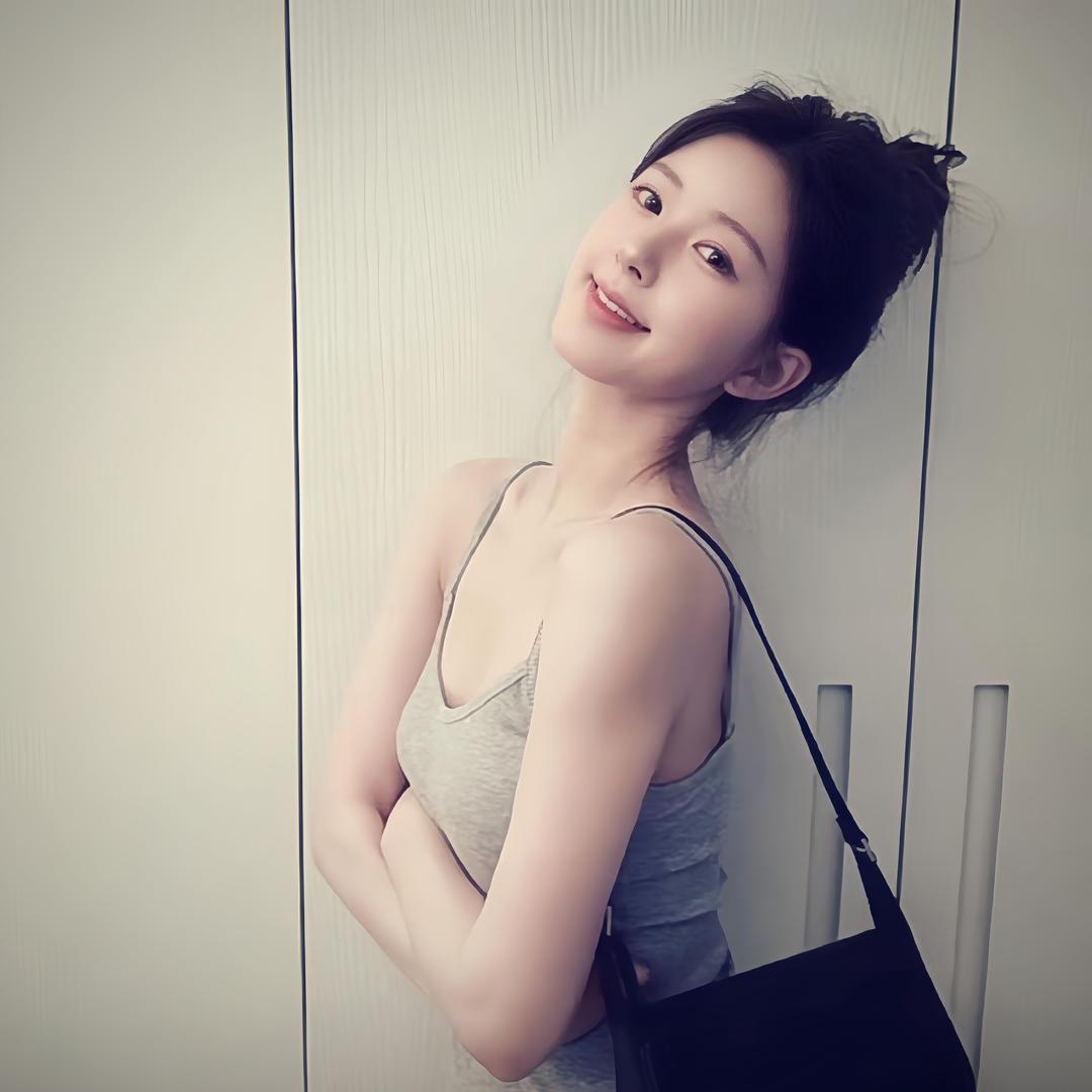余周周