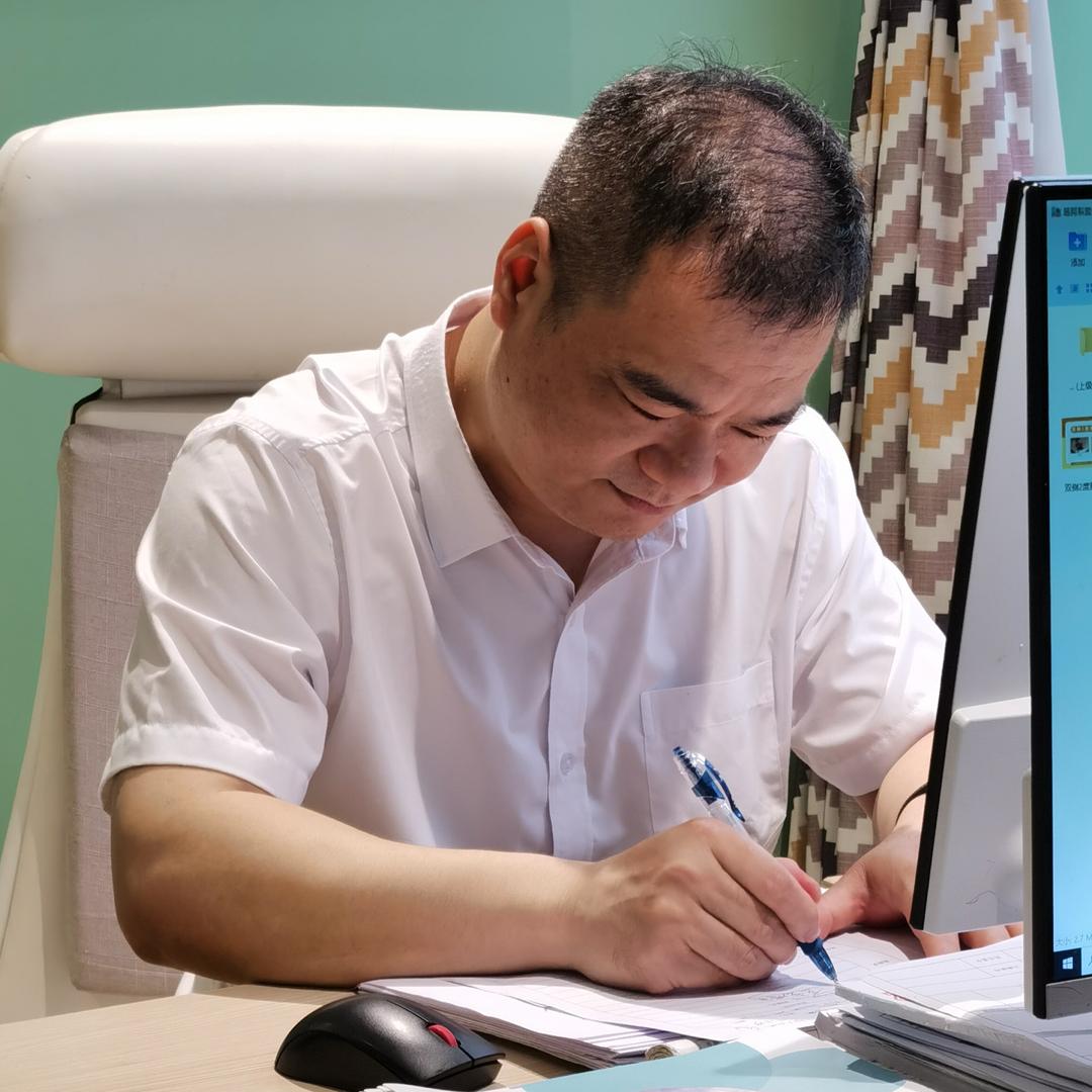 李伯伯助娃开口