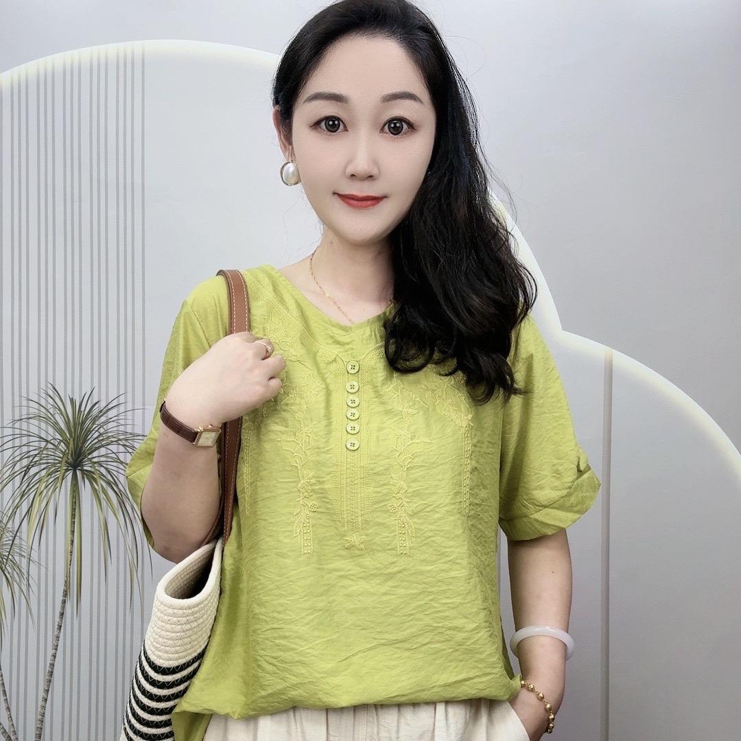 静依你时尚妈妈装