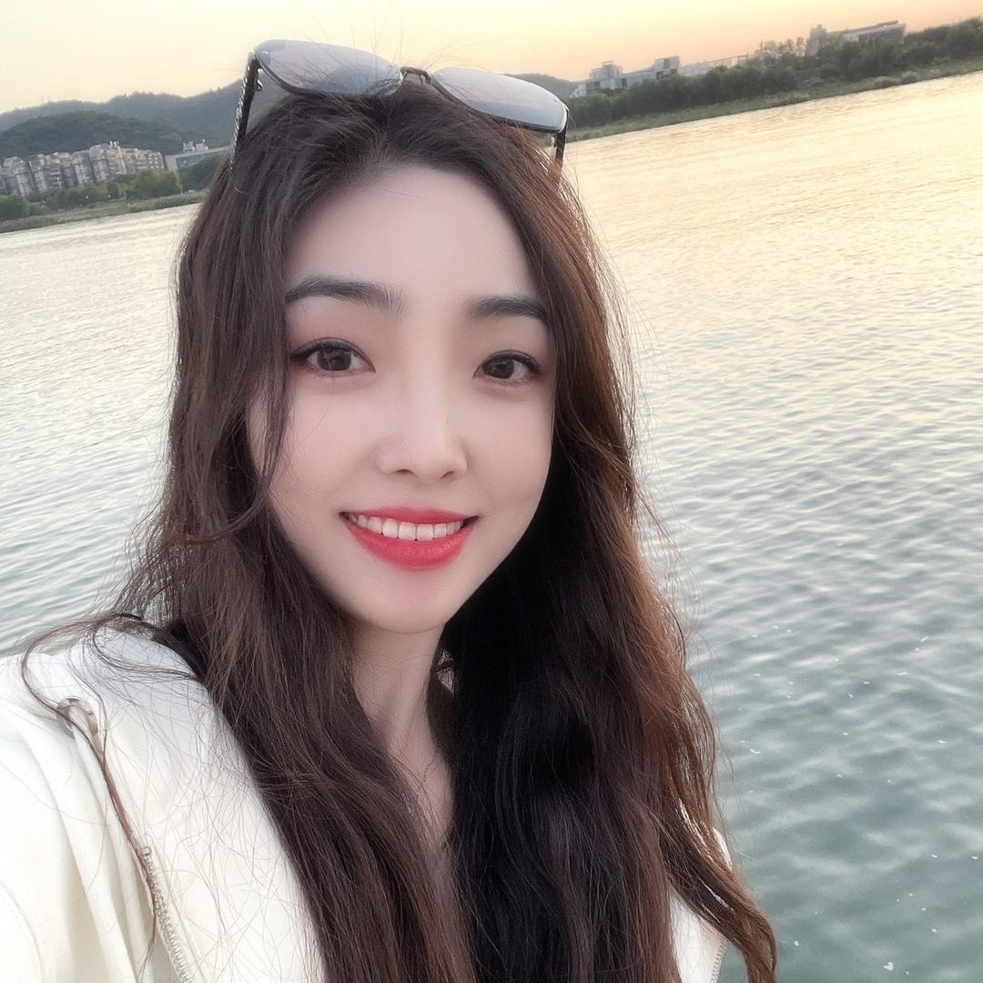 泛区方小姐的店