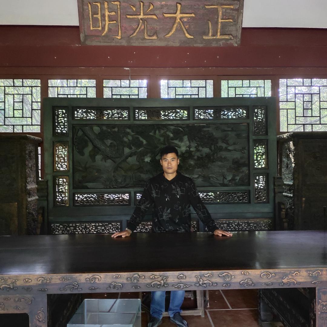 六月的云