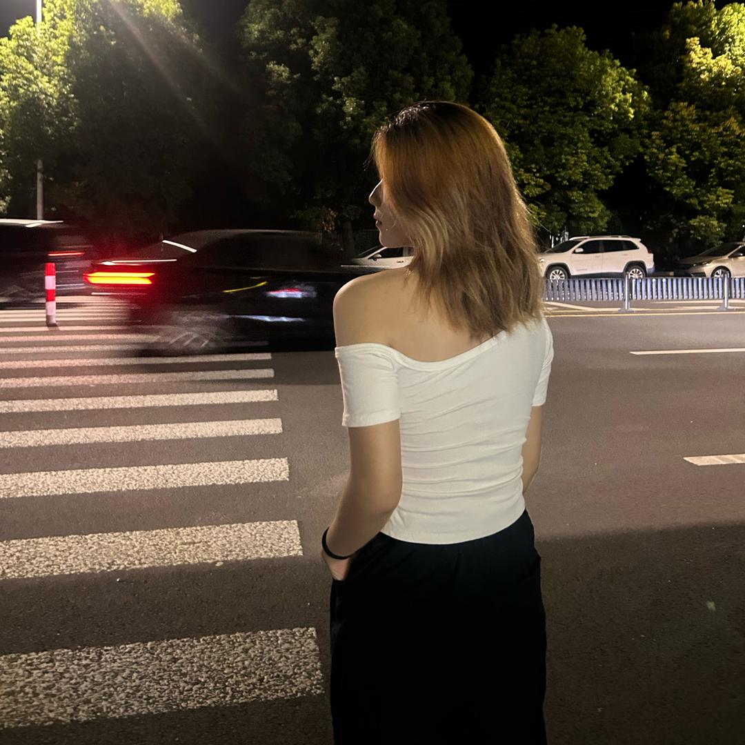 莲。