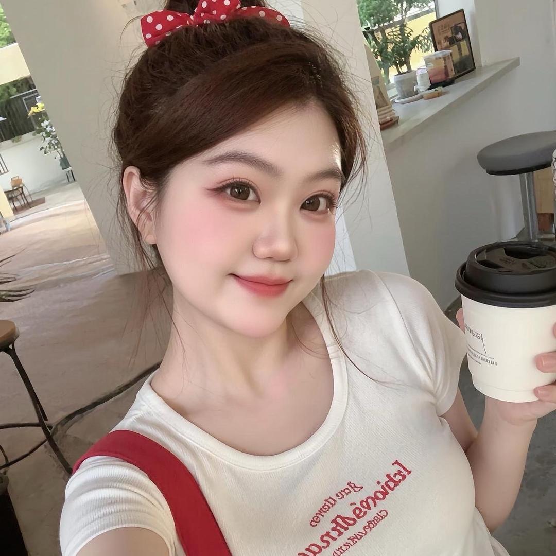 鱼头星星✨