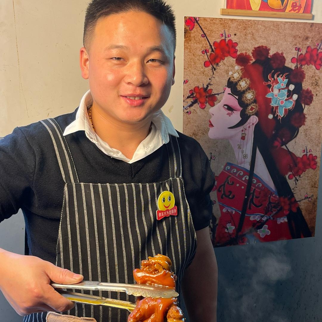 河南帅飞卤味