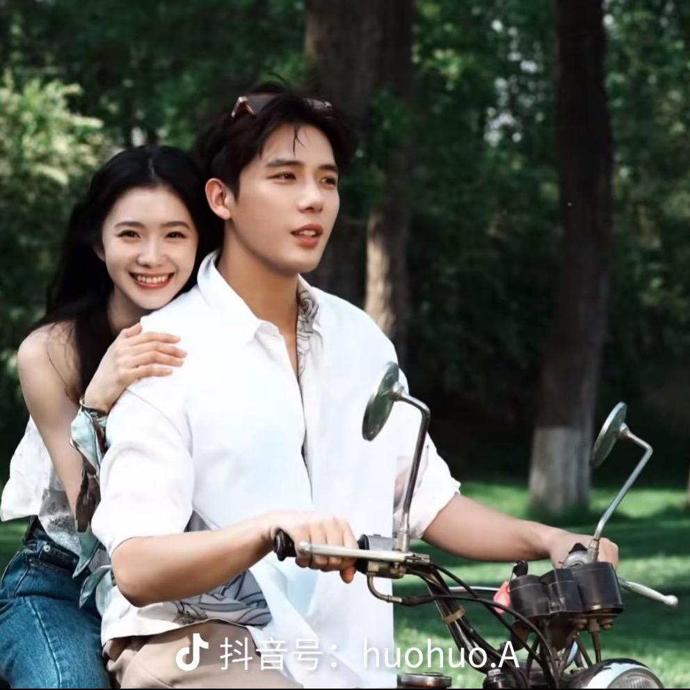 蓝精灵恭喜发财