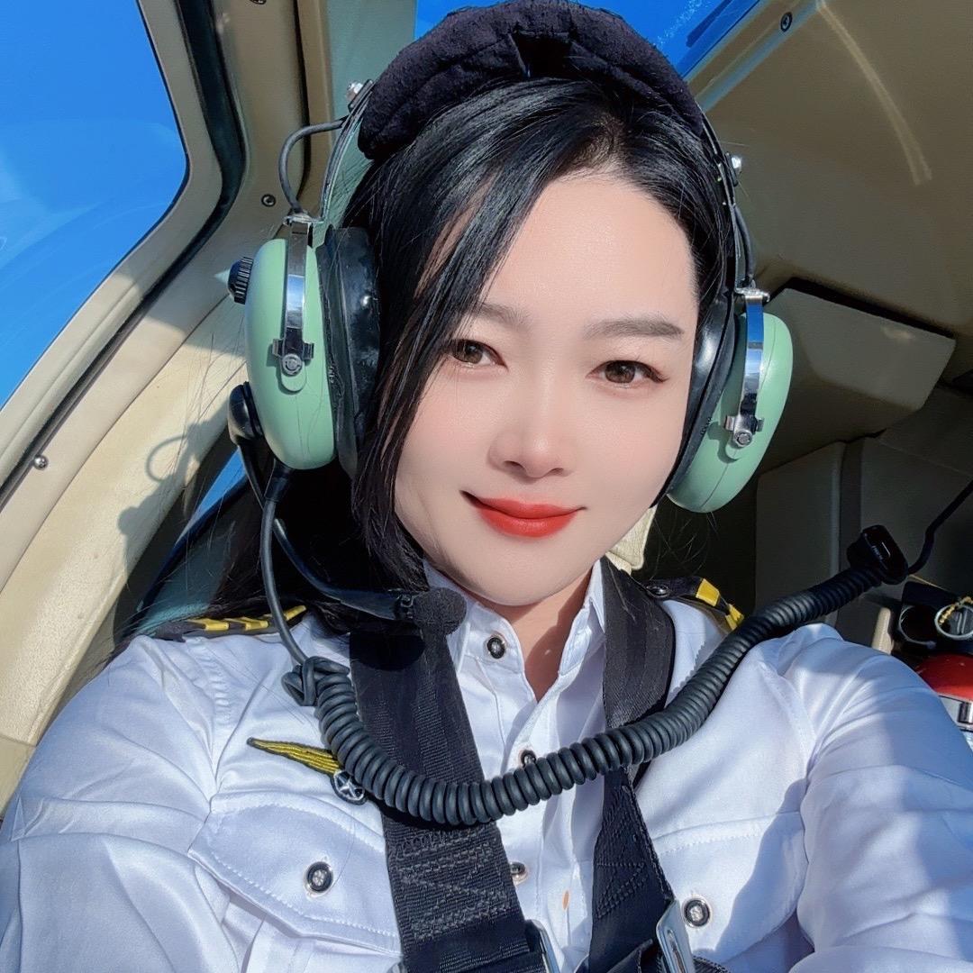 飞行员🚁糖糖
