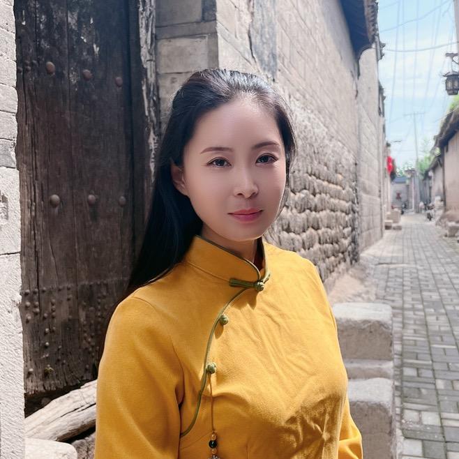 嗨、小旭