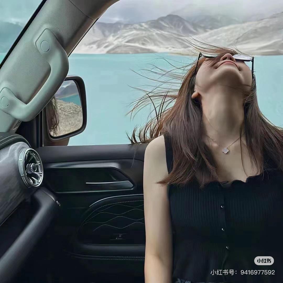 偷看星星💫