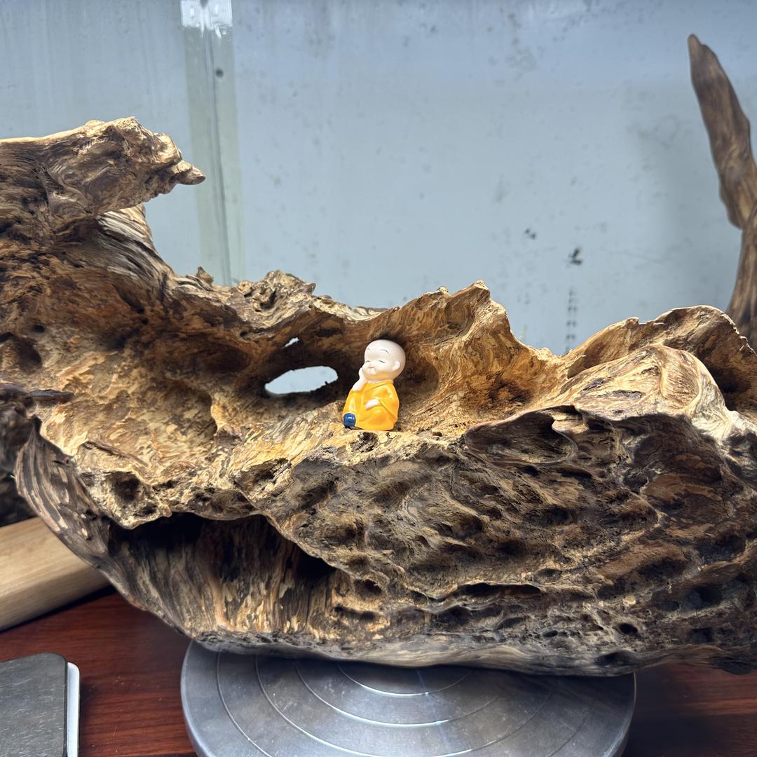 晨晨土沉香摆件