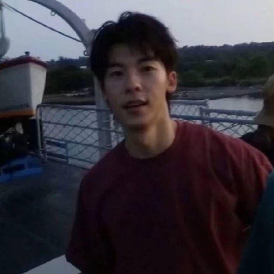 活泼开朗可爱