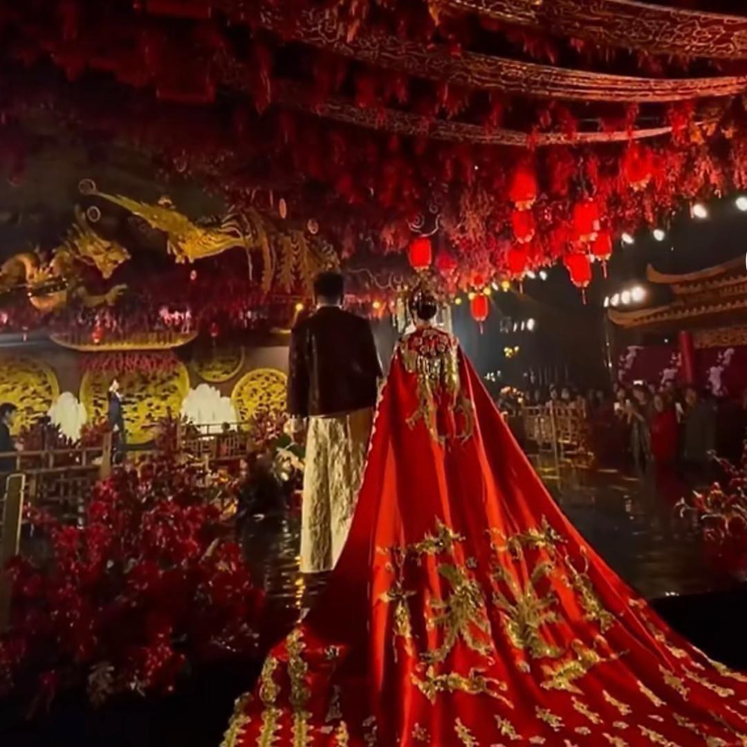 豪情亮哥《11月15号举行婚礼》小助手