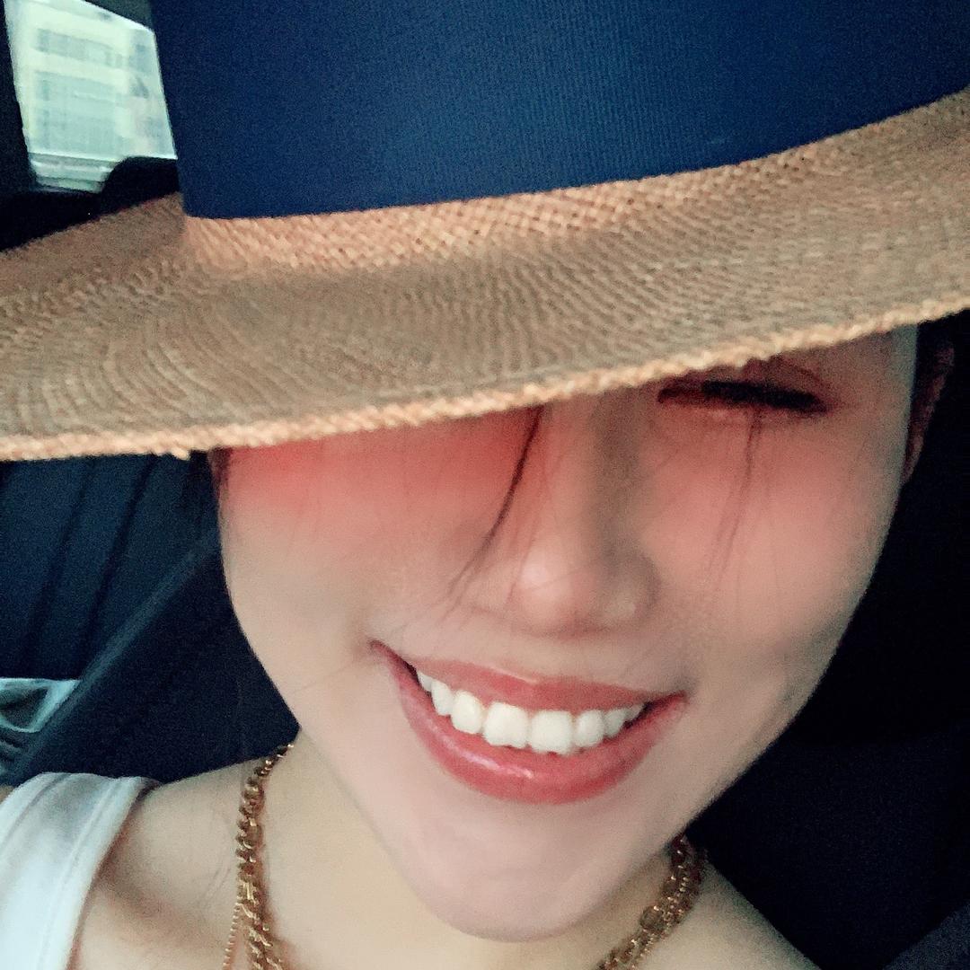石稳妥服饰