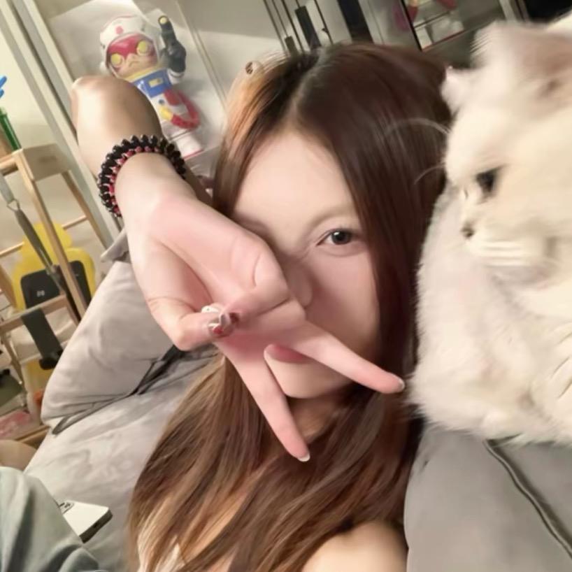 做白日梦的女人