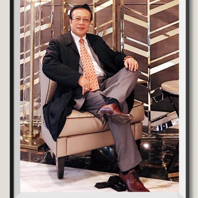 Raymond.十八子