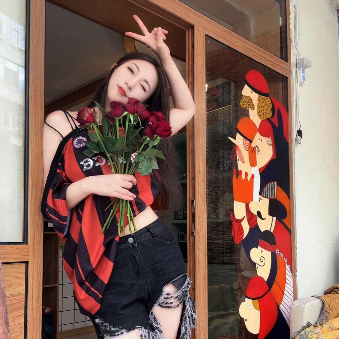 追光少女郑晨希