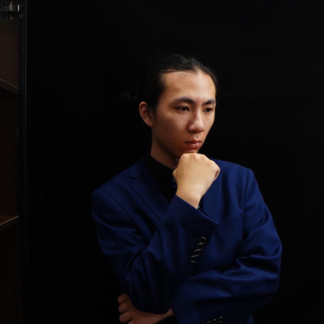 邓金龙聊球（咖叁体育）