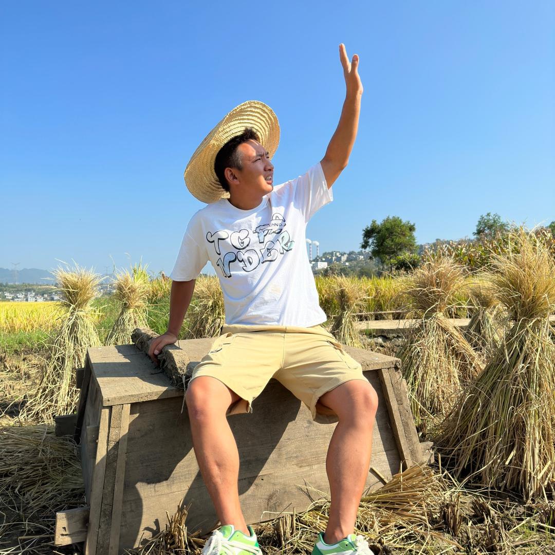乡村嘞小杨