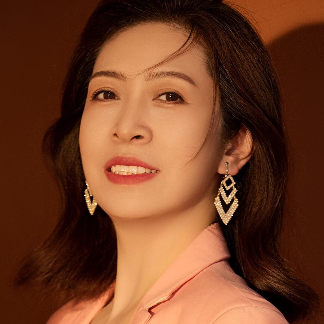 美蝶形象美学