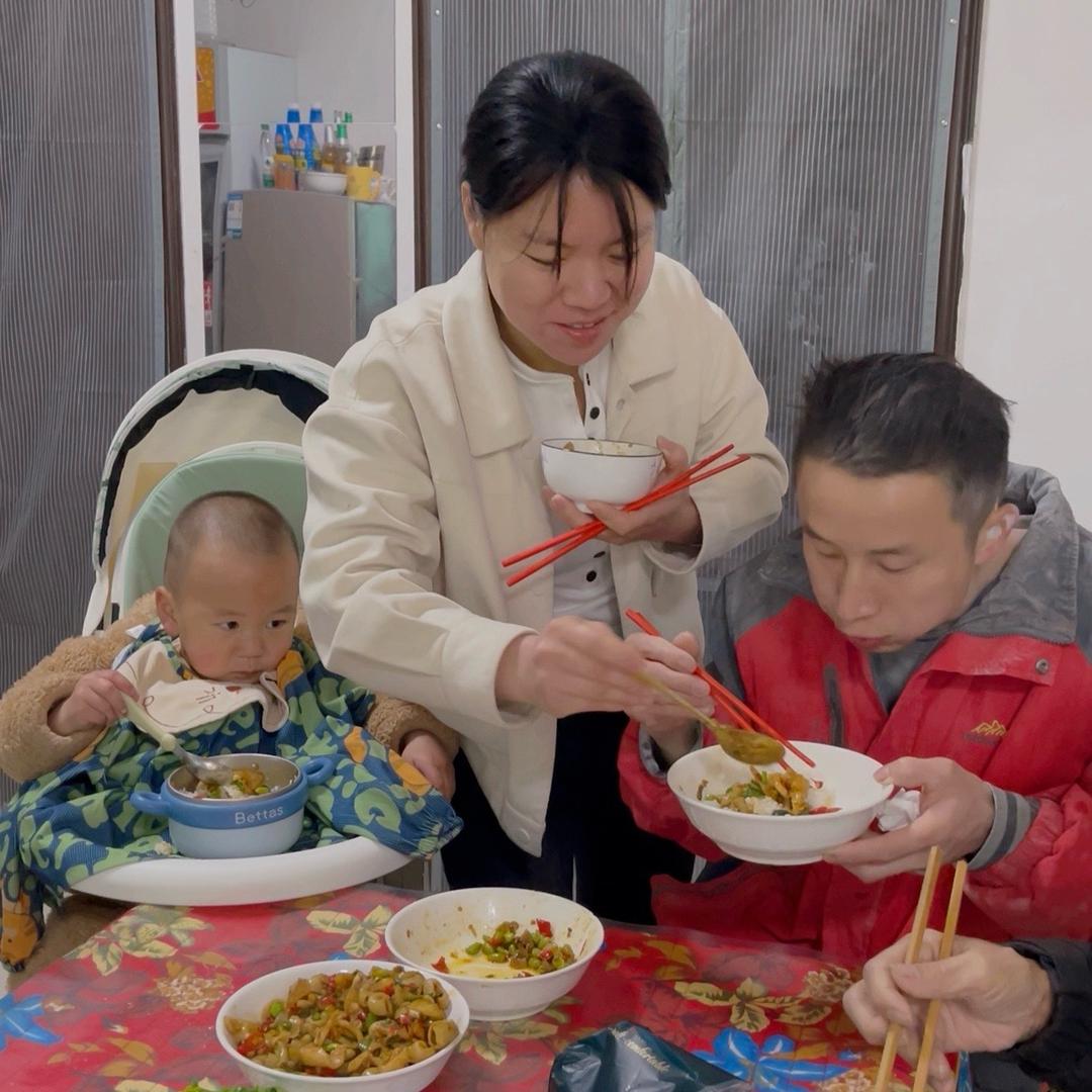 远嫁的小莫