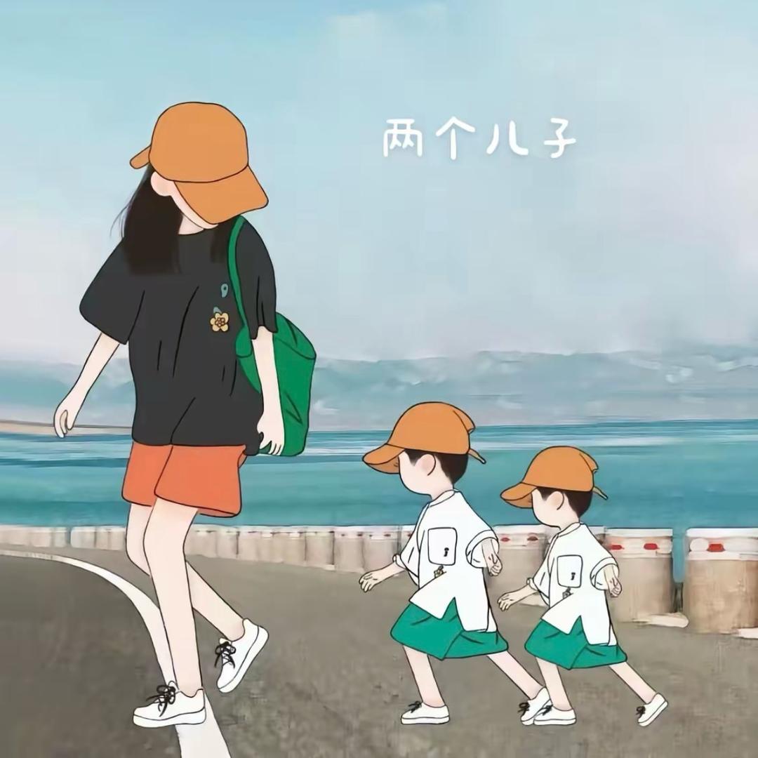 八月
