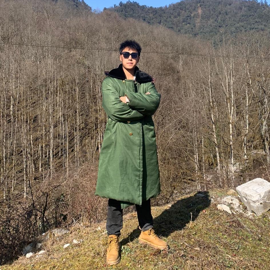 大山里的子豪